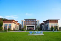 Huichang Hanxian Hot Spring Resort Hotel Hotels near Xiaoping Square