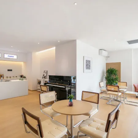 Fugoda Design Apartment (Ningbo Tianyi Square City God Temple)