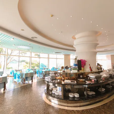 Darius International Hotel (Panlong Cave)