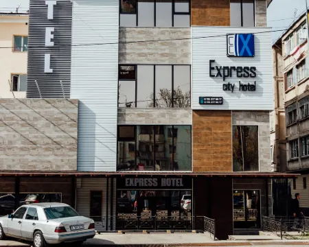 快捷城市酒店 奇姆肯特酒店