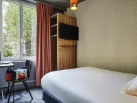 Ibis Styles Paris Alésia Montparnasse Hotels near الحي الرابع عشر - مونتبارناس - بورت دورليانز