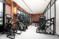 Huanghai Hotel (No.2 Bathing Beach‑Fisherman's Wharf Branch) - Gym