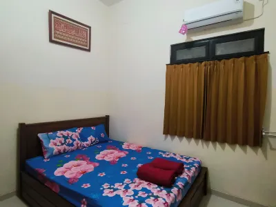 Wisma Trubus Syariah Các khách sạn ở Tuban