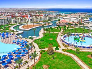 Pickalbatros Dana Beach Resort - Aqua Park