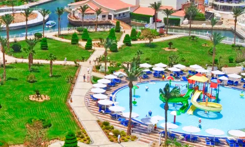 Pickalbatros Dana Beach Resort - Aqua Park