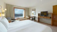 Canary Riverside Plaza Hotel - Pool