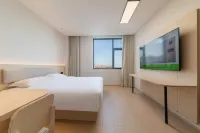 Haiyou Hotel (Xinzhou Dingxiang Jiefang West Street Hotel)