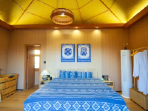 Pomegranate Garden Homestay Hotels in Xiajiang