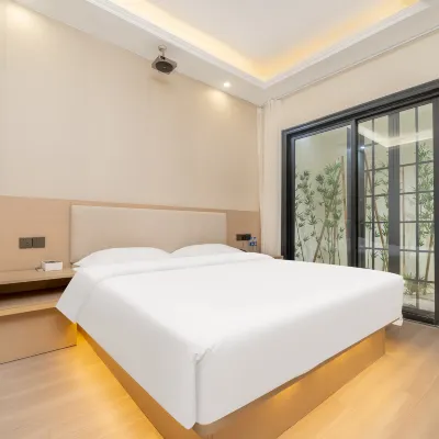 JUMPVIP HOTEL (Chengdu Chunxi Road) Hotels near Jinjiang Theatre