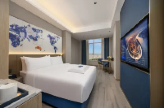 Kyriad Marvelous Hotel Hami Gongyuandaguan Community Manjie Life Plaza