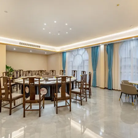 Sihong Zixi Grand Hotel