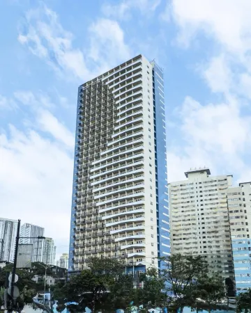 Novel Hotel Manila Отели рядом с достопримечательностью «Citi Plaza»