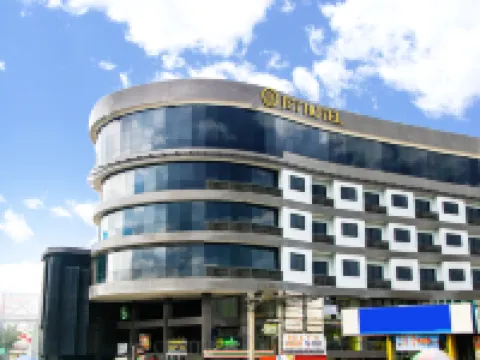 โรงแรม JET โรงแรมในลิปา