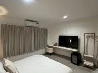 Hotel Nanon Sathorn Hoteles cerca de Estación de MRT - Khlong Toei