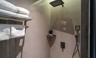 XINRAN  HOTEL