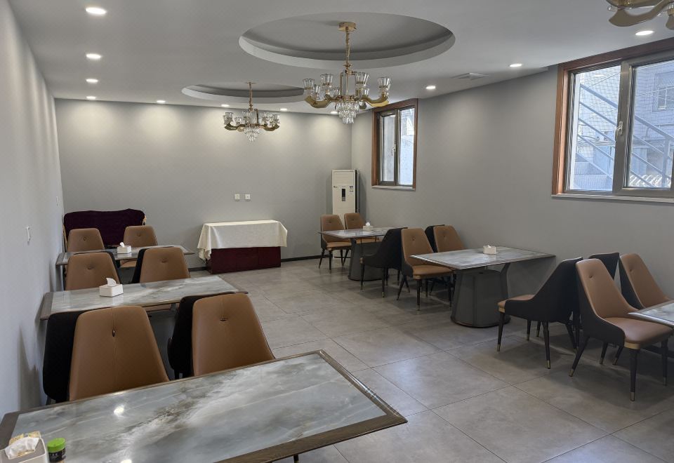 제임스 조이스 커피텔 로비