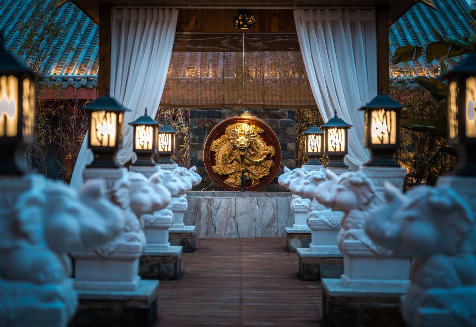 Jinbi Hall Hotel의 전통적이면서도 고급스러운 인테리어 이미지