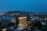 Yibo Yunxi Hotel (Jiujiang College Branch on Shili Avenue) - Airport Shuttle