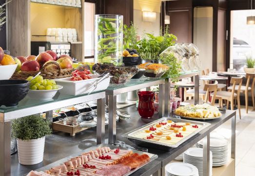 쓰리 코너스 호텔 아트