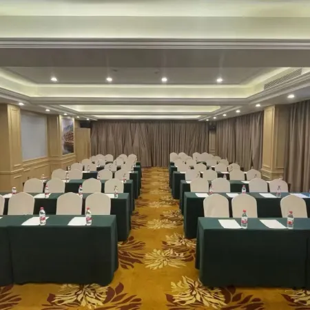 Vienna International Hotel (Changsha Science and Technology New Town Shaoguang Metro Station) Hotéis em Condado de Changsha