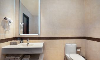City Hotel (Bao'an Daqianli Shopping Center Xixiang Subway Station Branch)