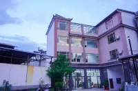 Hongyu Hotel Hotels near Yangbi Railway Station