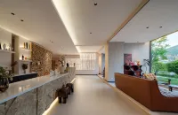 Mountain Echo River View Resort Homestay (Chenzhou Zixing Dongjiang Lake Branch)