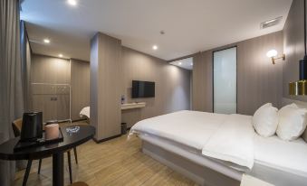 Gena Hotel