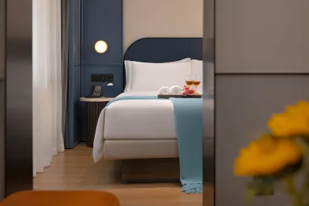 Chocolate Hotel