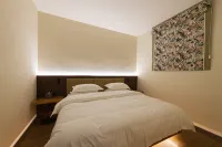Kurdish Ningqi Shanshe Bieyuan Homestay Hotels in Gongliu