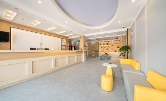 Jitai Chain Hotel (Shanghai Wildlife Park)