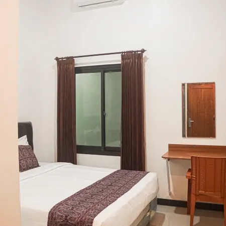 RR - 2 Syariah Hotel SLG
