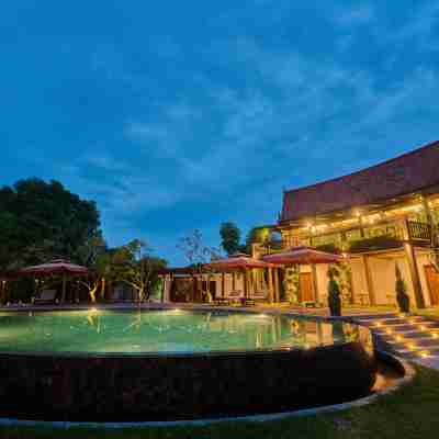 Phoum Chaufea Hotel Exterior