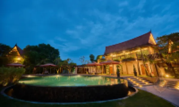 普姆喬菲亞 西梅奔寺附近的飯店