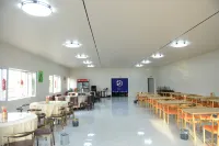 radon spring Homestay  Small courtyard