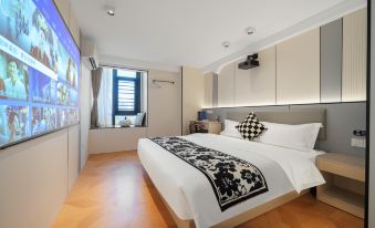 TripPlus holiday Hotel (Xiamen Exhibition Center Guanyinshan Square Hecuo Subway Station Branch)