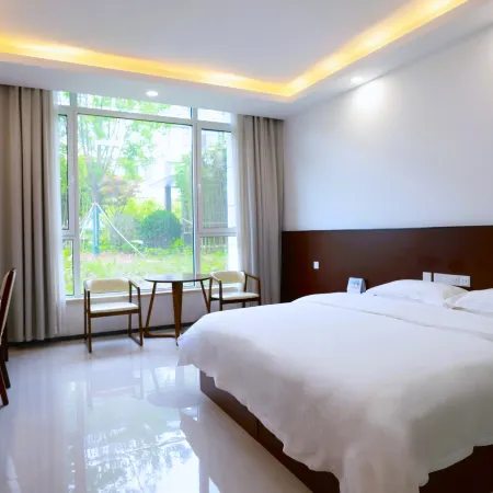 Fei County Yulongshan Grand Hotel