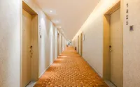 Central | Prairie Style | Enjoying the Wind and Moon | Shengguang Resort Hotel Hotels in Linkes Tumed-Banner