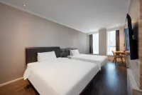 HanTing Premium Hotel (Shanghai Caolu Finance Institute) Hotels in Shanghai