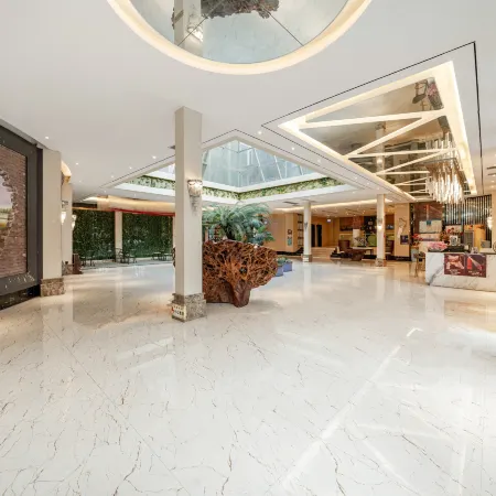 Xingren V Plus Boutique Theme Hotel