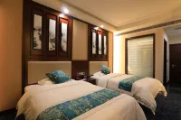 Qiyun Yaju Hotel (Xingyi Jushan Square Dream City Mall)