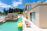 PingTan White sand Blue Whale Resort Hotel - Infinity Pools