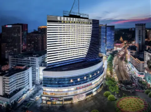 昆明城市センターフォーポイントホテル