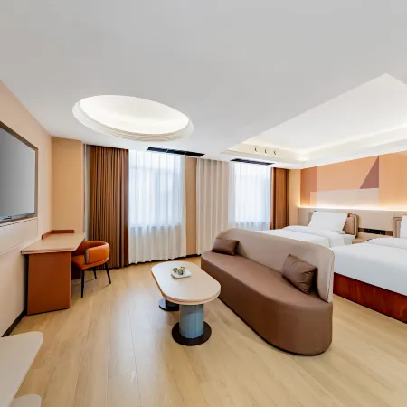 Yunfan Holiday Hotel Hotels in Dalat