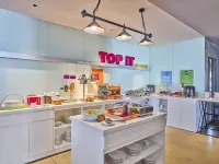 Tru by Hilton Ha Long Hon Gai Centre