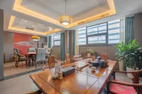 Yuesun Finia Hotel (Dazhou Luofu Plaza Railway Station)