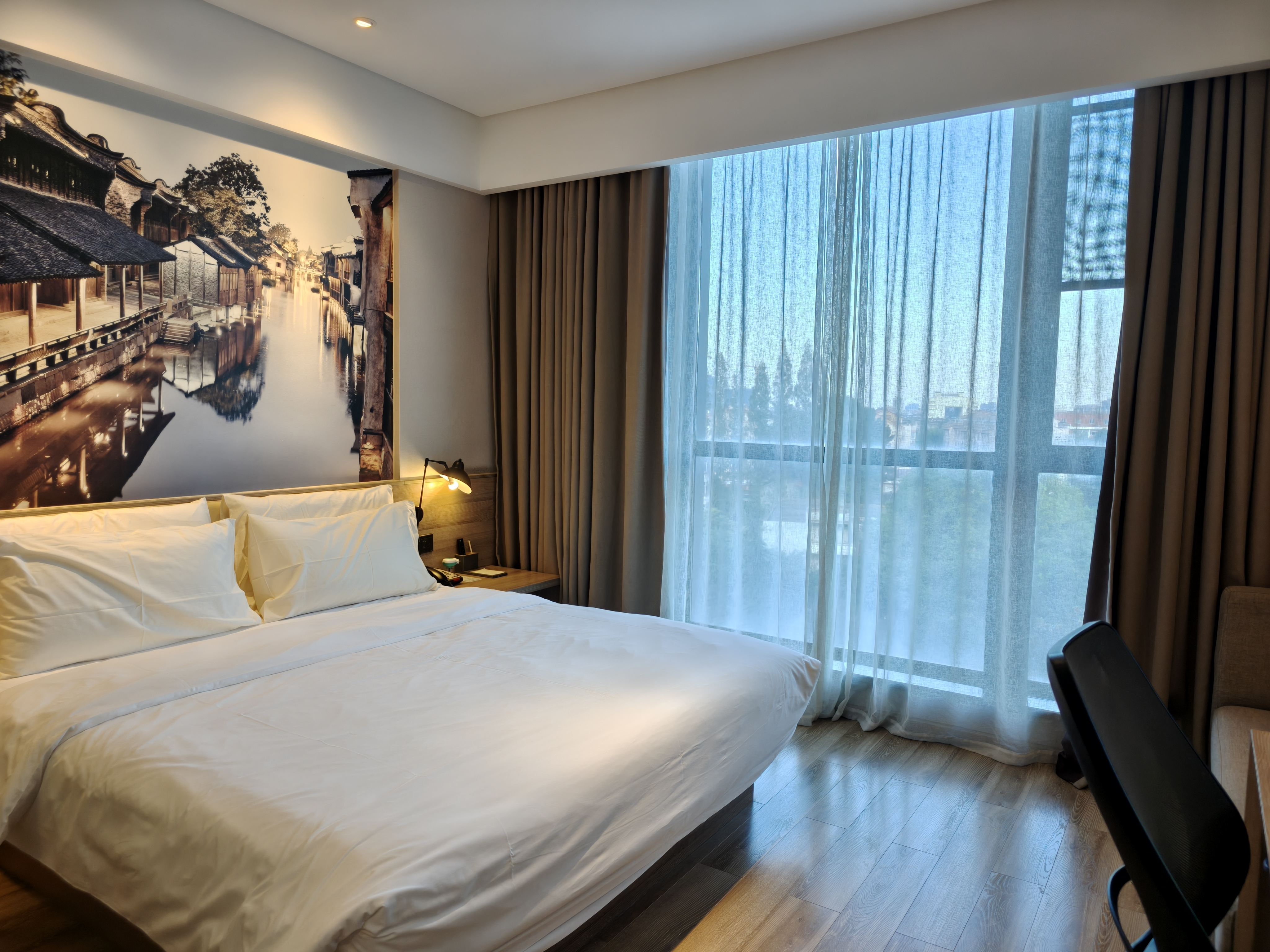 桐鄉萬象滙振興西路亞朵飯店 房間 Photos