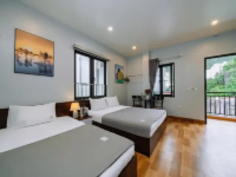 Napoli Hostel Cat Ba Hôtels à : Cát Hải