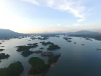 Nirvana Archipel Resort Hotel a 