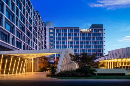 HSIAFEI MANSION Отели рядом с достопримечательностью «Cheung Kong Graduate School of Business»